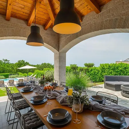 Casa Templum - Vizinada, Istria Willa *